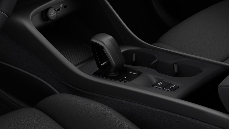 Volvo XC40 (2026) B3 ESSENTIAL AUT - fotka 9 z 19