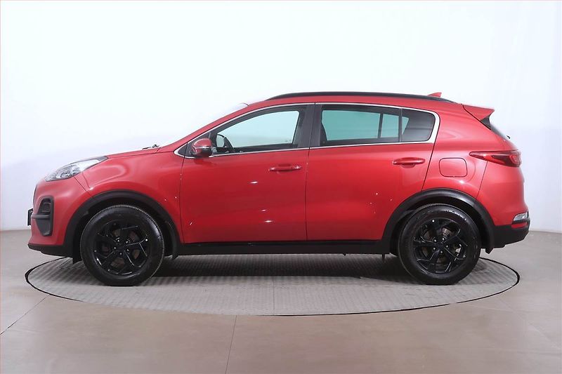 Kia Sportage (2021) Black Edition 1.6 CRDi - fotka 3 z 24