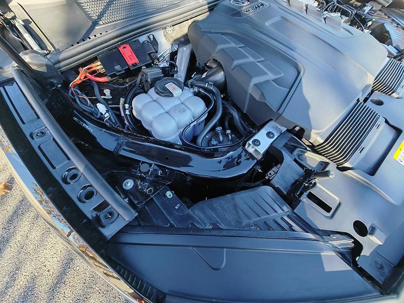 Volkswagen Touareg (2022) ČR, 1.majitel, tažné, servis - fotka 24 z 38