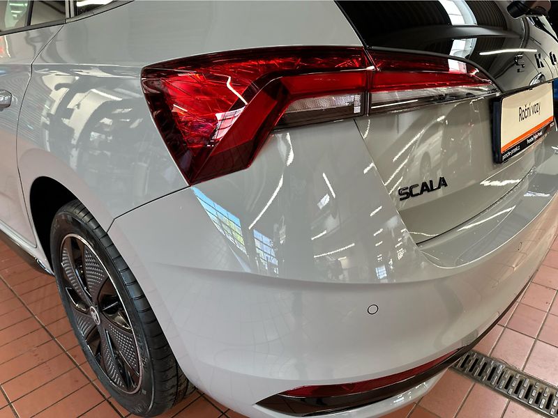 Škoda Scala 1,0 TSI / 85 kW Monte Carlo DS - fotka 21 z 23