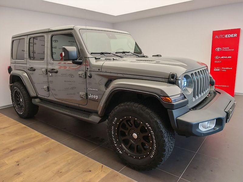 Jeep Wrangler SAHARA 2.0T 4x4 TRAIL RATED - fotka 3 z 40