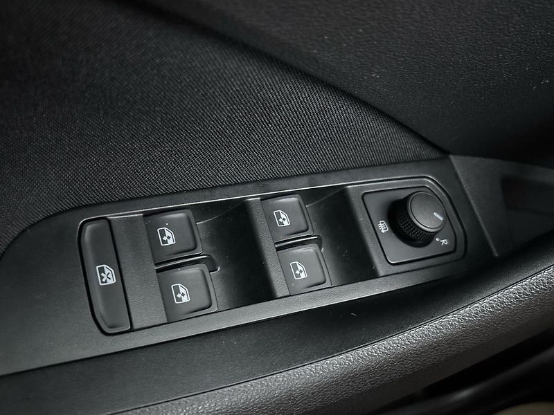 Škoda Kamiq Selection - fotka 21 z 27