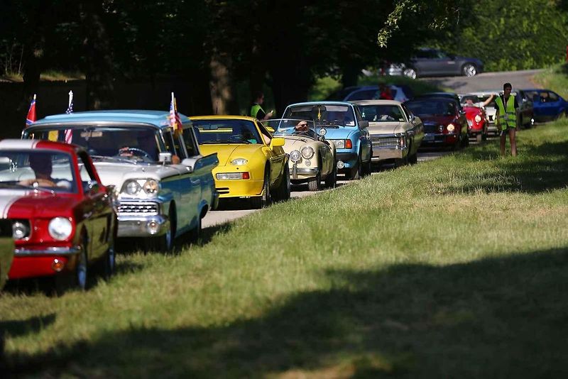 Legendární akce Veteranfest přilákal v letošní ročníku do Slavkova u Brna rekordní počet návštěvníků i vystavovatelů.