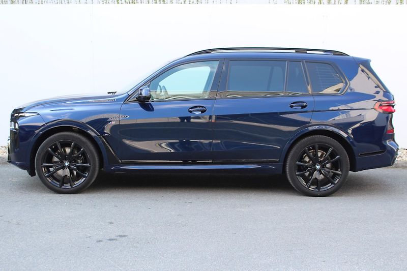 BMW X7 xDrive40d Mpaket CZ - fotka 8 z 25