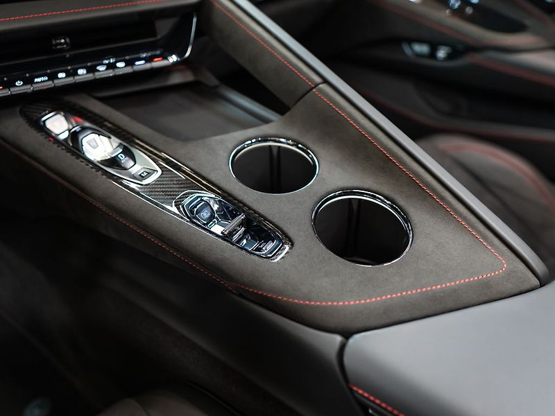 Chevrolet Corvette (2026) 6.2 Cabrio 3LT Z51 Facelift - fotka 27 z 42