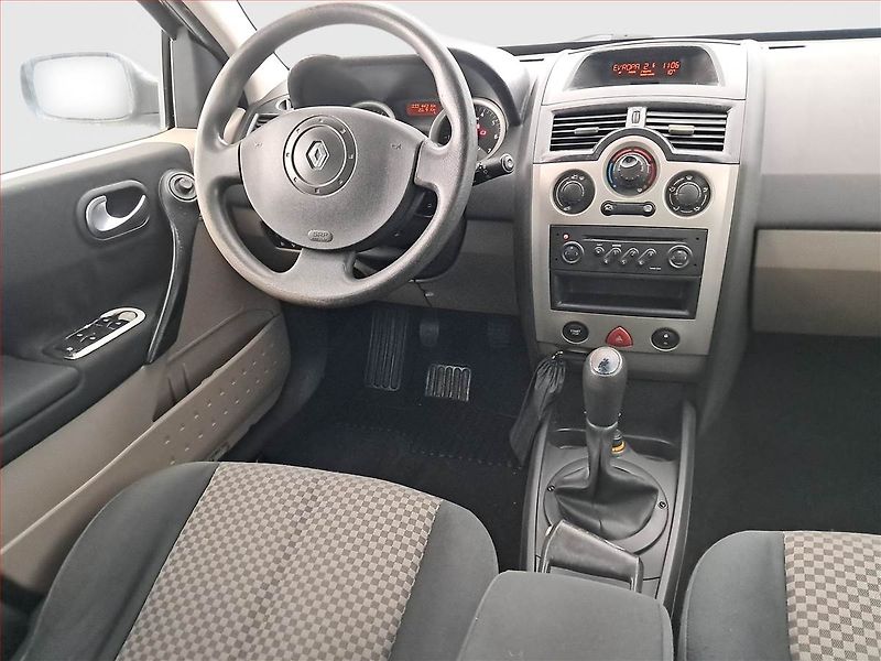 Renault Mégane (2003) 1.6 16V , po STK, Klima - fotka 7 z 14