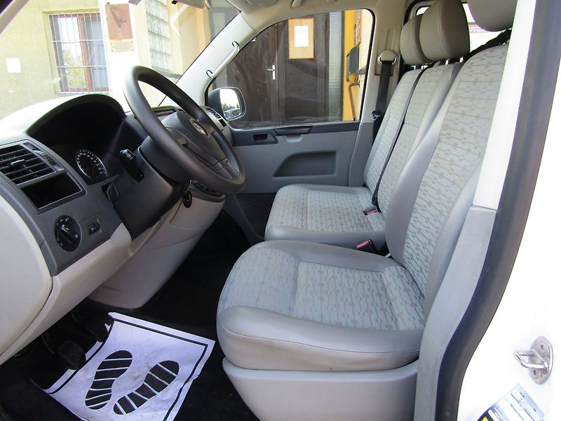 Volkswagen Transporter (2011) 2.0 TDI 84kW  LONG 9 MíST - fotka 16 z 34