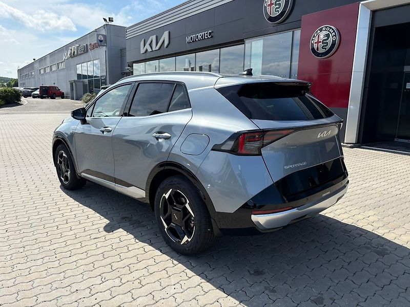 Kia Sportage (2026) 1,6 T-GDi GPF 4x2 7DCT TOP (20 - fotka 5 z 16