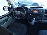 Volkswagen Transporter (2018) 2.0 TDI 4MOTION, Bus, 5Míst - náhled 7