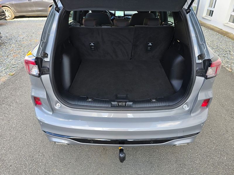 Ford Kuga 2.5 140kW 4x4 AWD ST-LINE -DPH - fotka 21 z 21