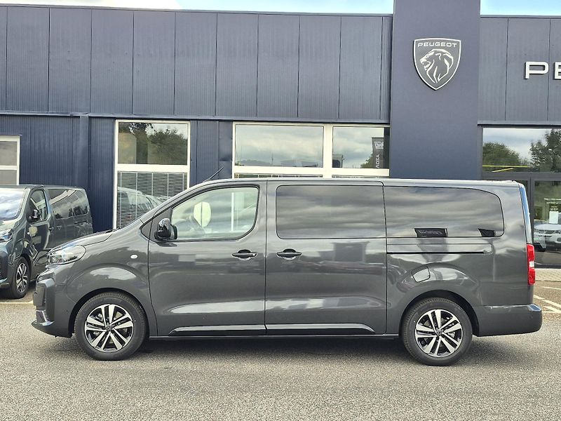 Peugeot Traveller (2026) Allure L3 2.2BlueHDi 180k EAT8 - fotka 3 z 29
