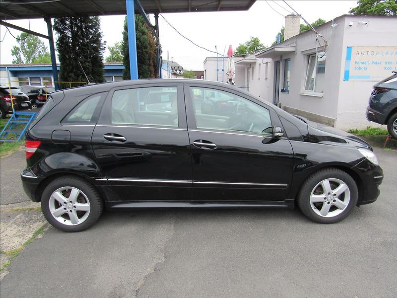 Mercedes-Benz Třídy B 1,7 i 85kW B170 - fotka 8 z 26
