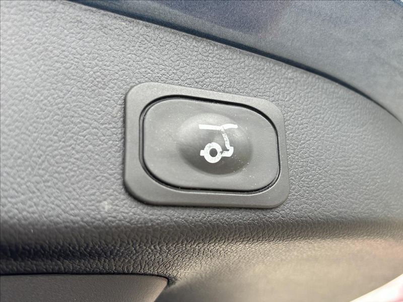 Ford Focus 1,5 EcoBlue 85kW TitaniumX AUT - fotka 13 z 36