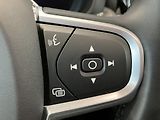 Volvo XC60 B4 FWD Momentum PRO AT8 - náhled 28
