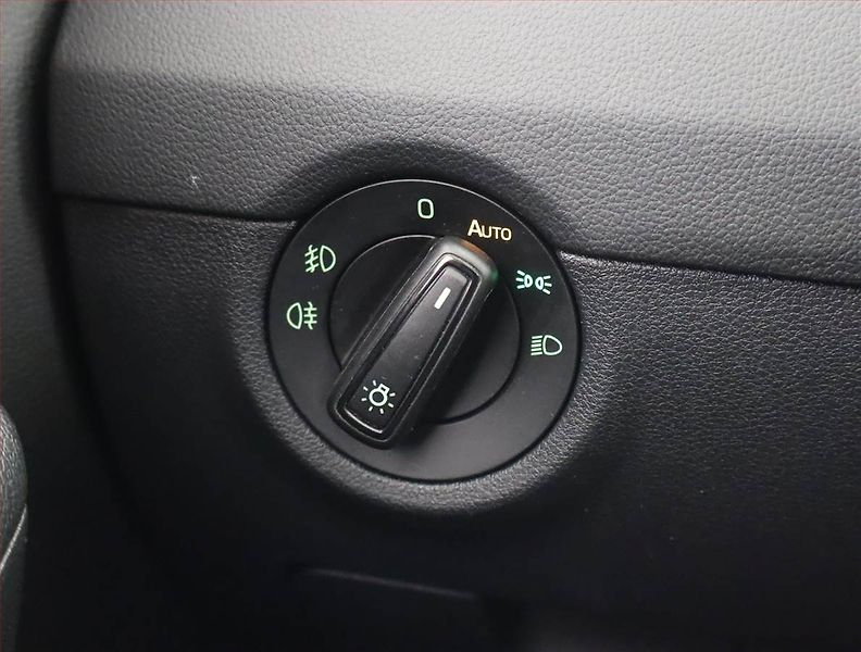 Škoda Octavia (2017) Scout 2.0 TDI, 4X4, Automat - fotka 18 z 23