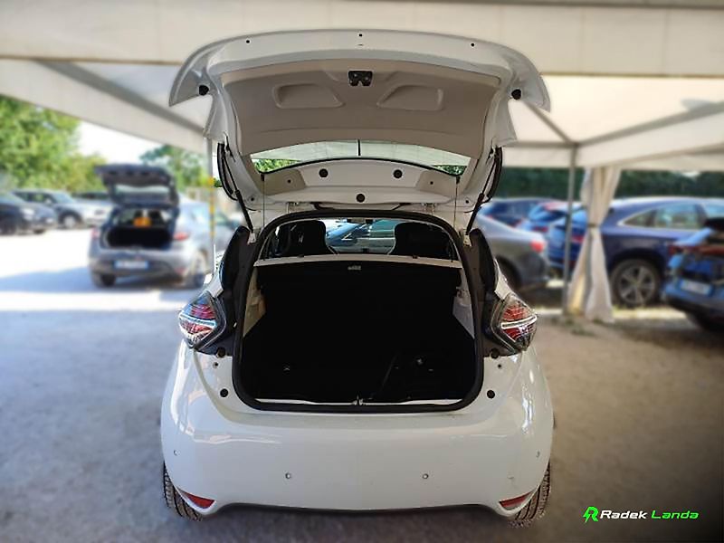 Renault ZOE (2020) ZE50 52 kWh - fotka 6 z 8