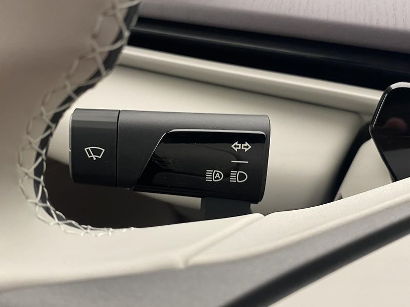Volvo EX60 (2026) P10 AWD ELECTRIC ULTRA TWIN - fotka 37 z 79