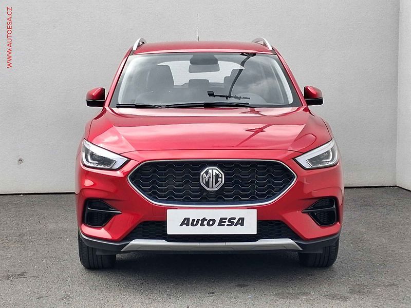 MG ZS (2023) 1.5i, 1.maj,ČR, LED, AC - fotka 2 z 19