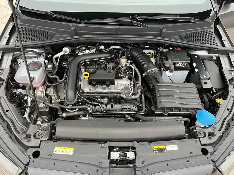 Škoda Fabia 1,0TSI 85kW MONTE CARLO - fotka 27 z 27