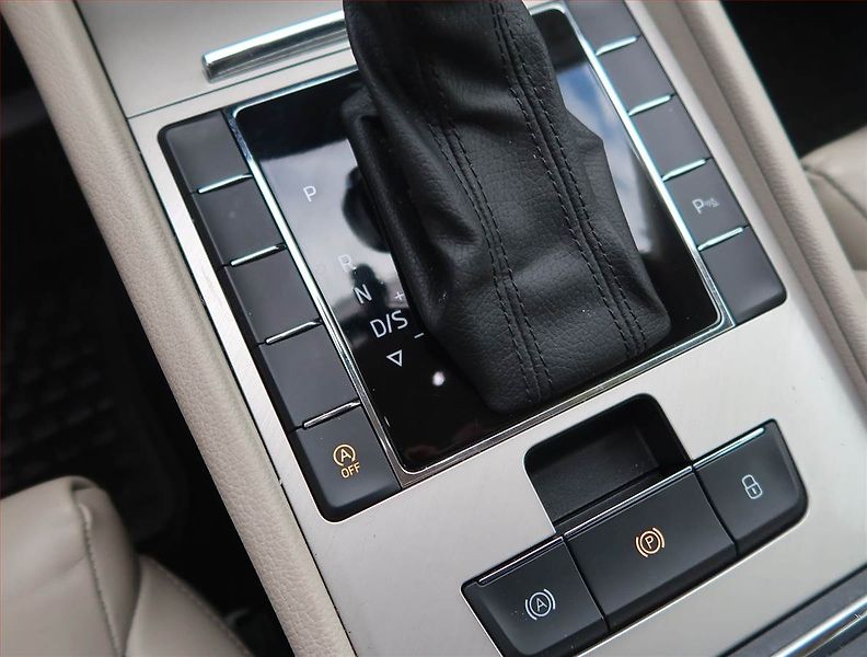 Škoda Superb (2022) Style 2.0 TDI - fotka 17 z 22