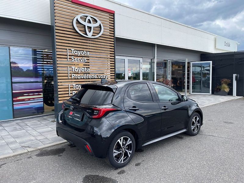 Toyota Yaris 1.5 HEV 116 Style - fotka 5 z 28