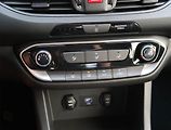 Hyundai i30 (2023) Komfort 1.0 T-GDI, ČR,1.maj - náhled 17