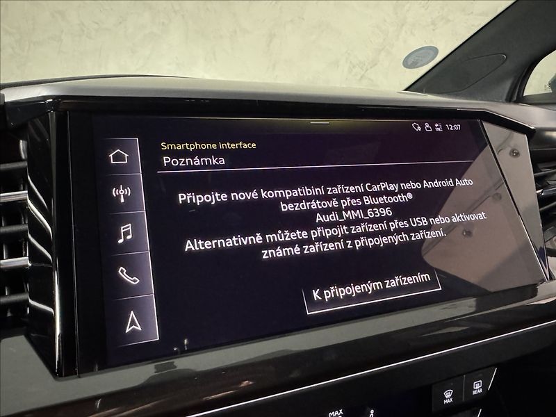 Audi Q4 e-tron 40 150kW S-Line LED Kamera - fotka 38 z 50