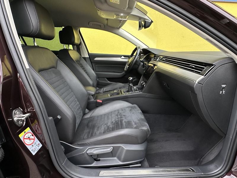Volkswagen Passat (2018) 2.0TDI/110kW *VIRTUAL* ČR* TZ  - fotka 21 z 44