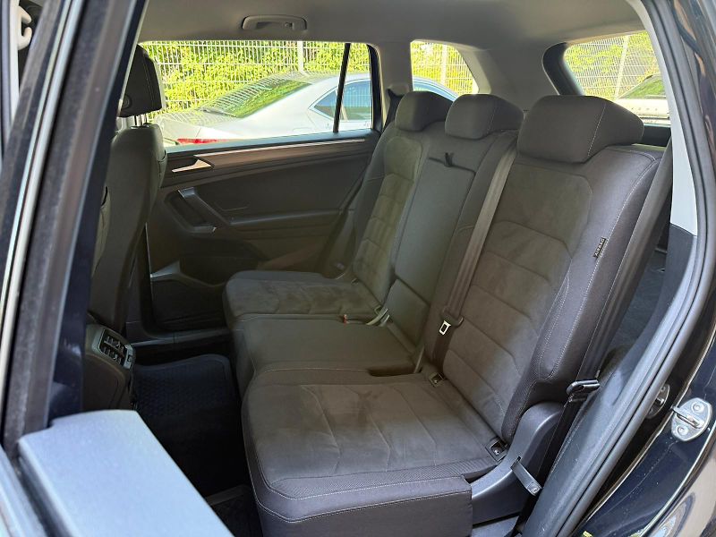 Volkswagen Tiguan Elegance 2.0TDI 147 kW DSG 4x4 - fotka 20 z 25