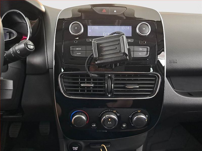 Renault Clio (2019) 0.9 TCe, Navi, Tempomat - fotka 12 z 21