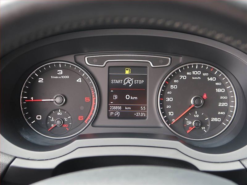Audi Q3 (2012) 2.0 TDI, 4X4, Automat - fotka 11 z 19