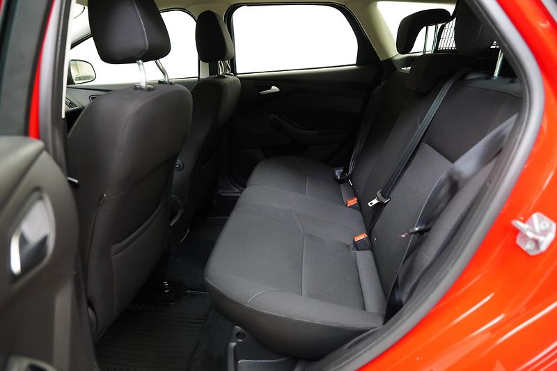Ford Focus - fotka 23 z 24
