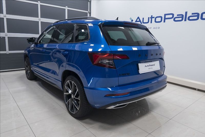 Škoda Karoq 2,0 TDI DSG 4x4 SPORTLINE ČR - fotka 6 z 41