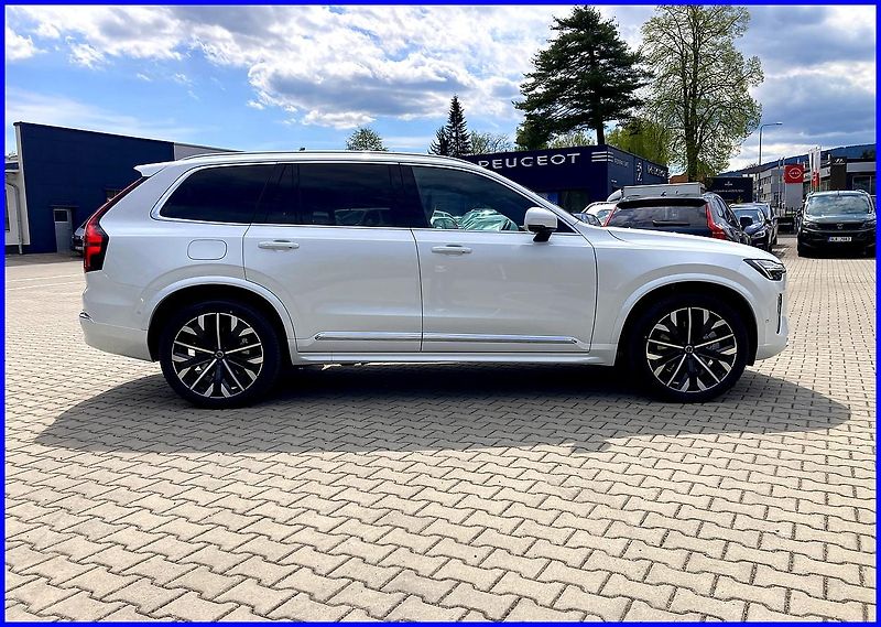 Volvo XC90 (2026) B5 AWD PLUS BRIGHT 7S  - fotka 4 z 4