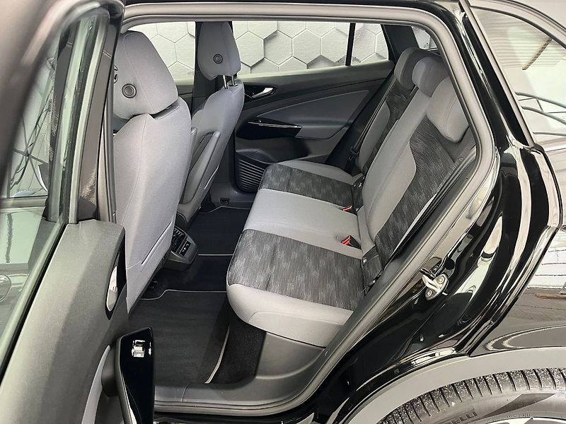Volkswagen ID.4 150kW / SoH 95.0%  ZAMLUVENO - fotka 34 z 77