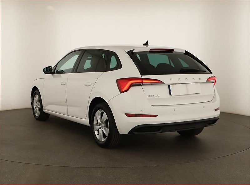 Škoda Scala (2021) 1.0 TSI, Tempomat - fotka 4 z 12