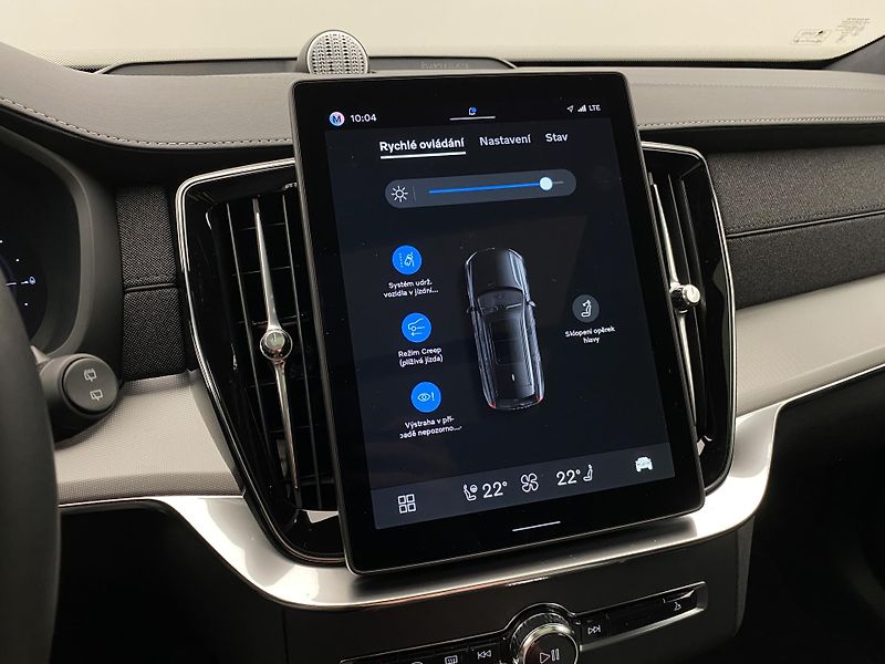 Volvo XC90 T8 RECHARGE BLACK EDITION 7m - fotka 51 z 70