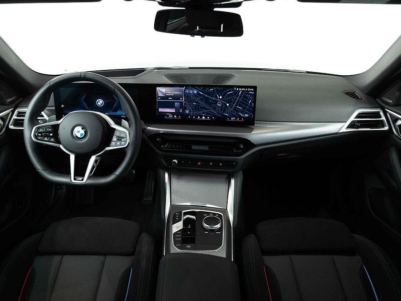 BMW Řada 4 430d xDrive - fotka 12 z 22