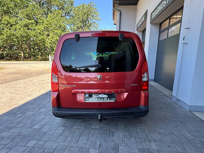Peugeot Partner (2011) 1.6 HDi, 7 míst - fotka 6 z 32