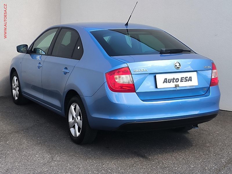 Škoda Rapid (2013) 1.2 TSi, Ambition, park. - fotka 6 z 16