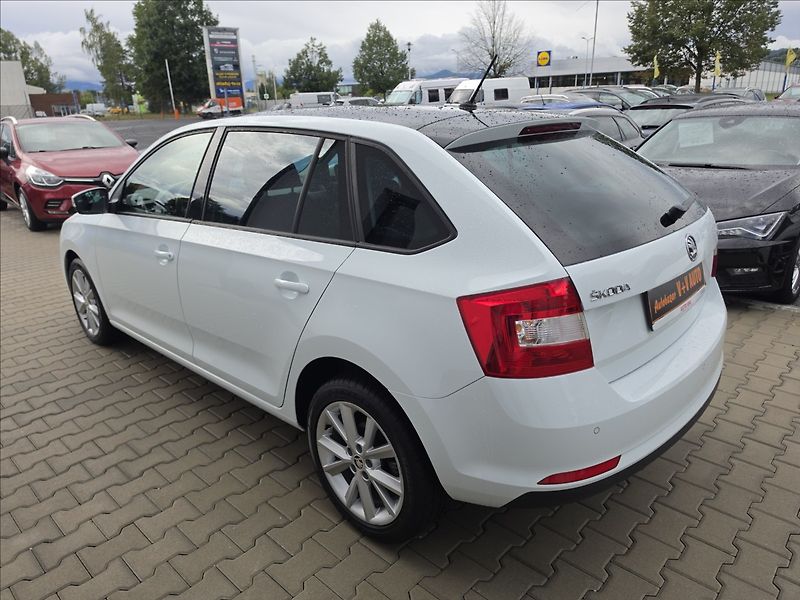 Škoda Rapid 1,2 TSi 81KW Style Tempomat - fotka 8 z 46