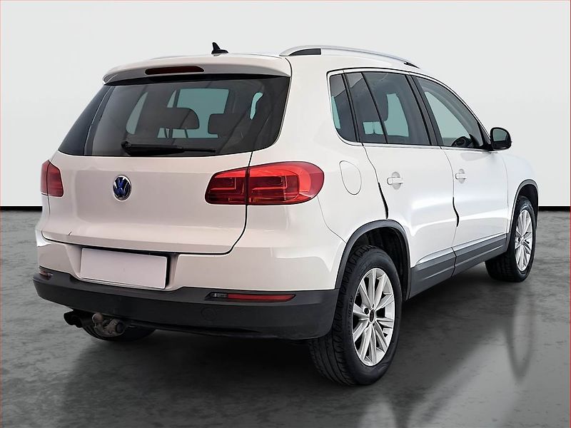 Volkswagen Tiguan (2013) 2.0 TDI, 4X4, Serv.kniha - fotka 5 z 17