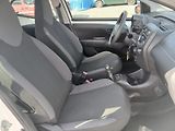 Toyota Aygo 1.0, 51 kW, klima - náhled 37