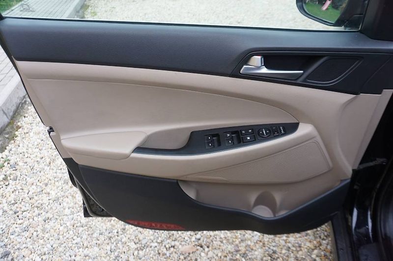 Hyundai Tucson (2016) 2,0 4X4 1,MAJ - fotka 26 z 49