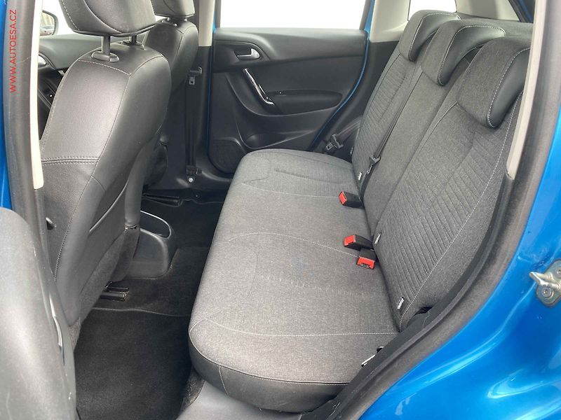 Citroën C3 (2016) 1.2 PT, Feel, park. čidla - fotka 10 z 13