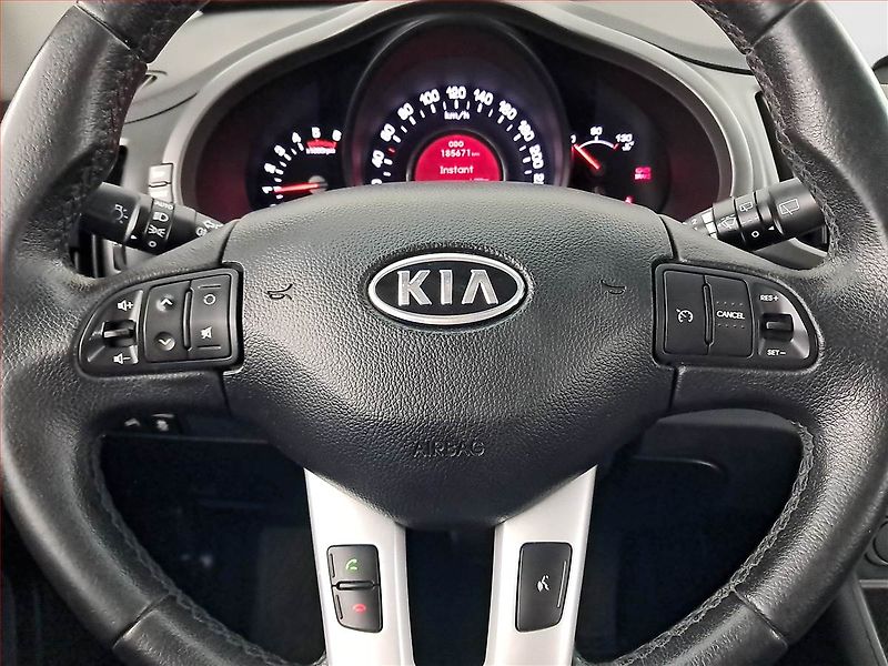 Kia Sportage (2012) 2.0 CRDi, 4X4, Automat, Kůže - fotka 17 z 21