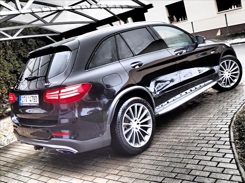 Mercedes-Benz GLC 3,0 43 AMG, Automat, Tažné - fotka 4 z 61