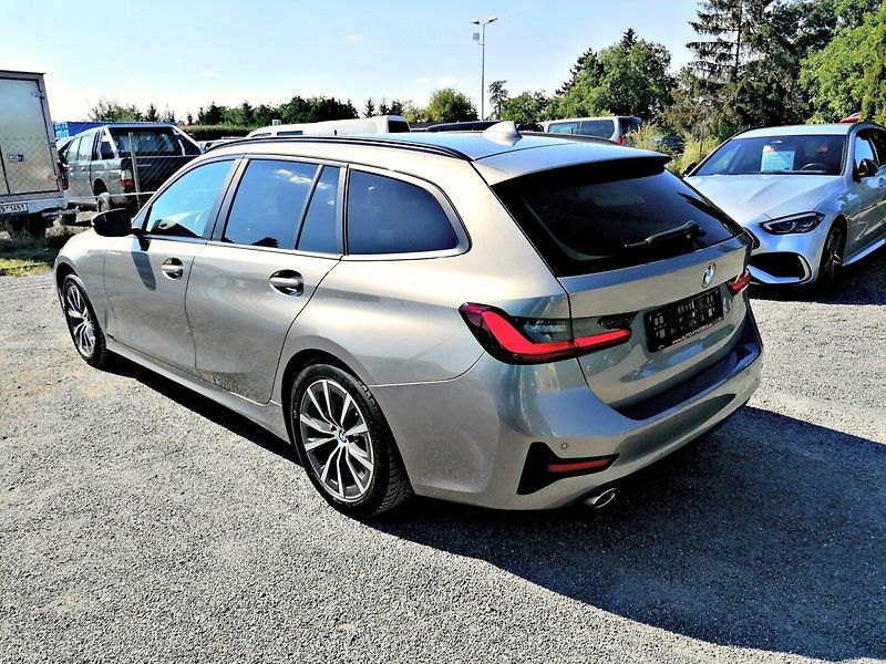 BMW Řada 3 (2022) 2.0 318D A/T Kůže - fotka 5 z 34