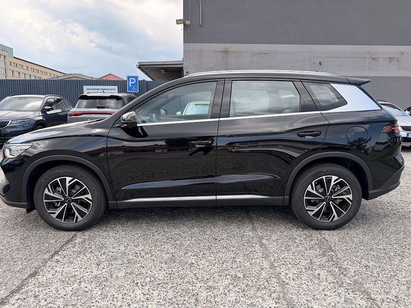 BYD Sealion 5 DM-i  (2025) Design demo - fotka 2 z 10