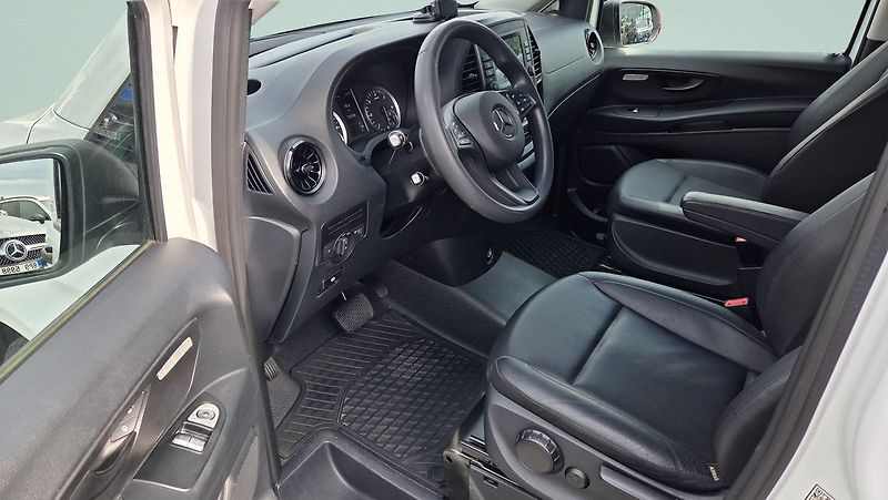 Mercedes-Benz Vito 114 CDI/XL Tourer - fotka 9 z 23